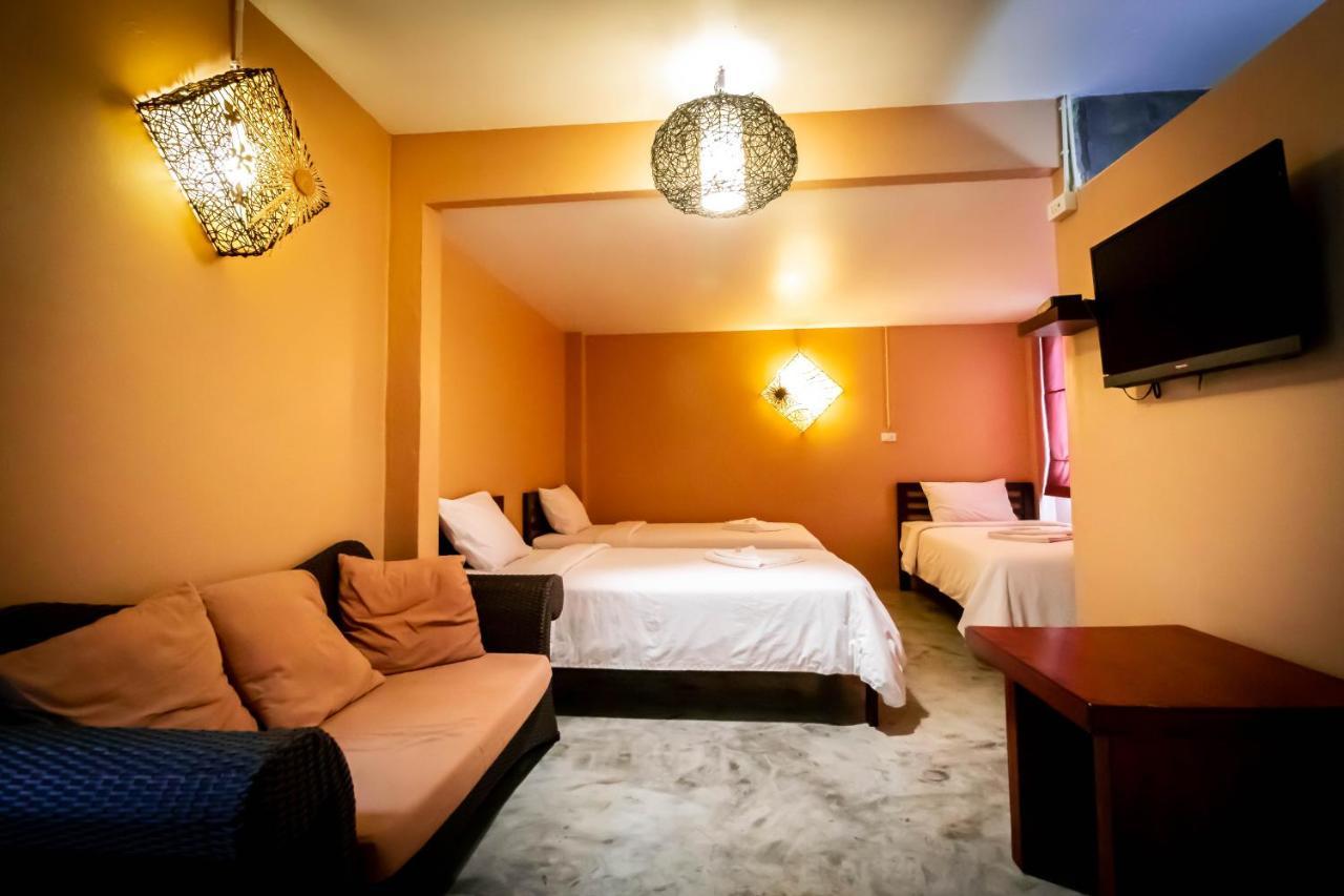 At Smile Oasis Houses بانكوك المظهر الخارجي الصورة